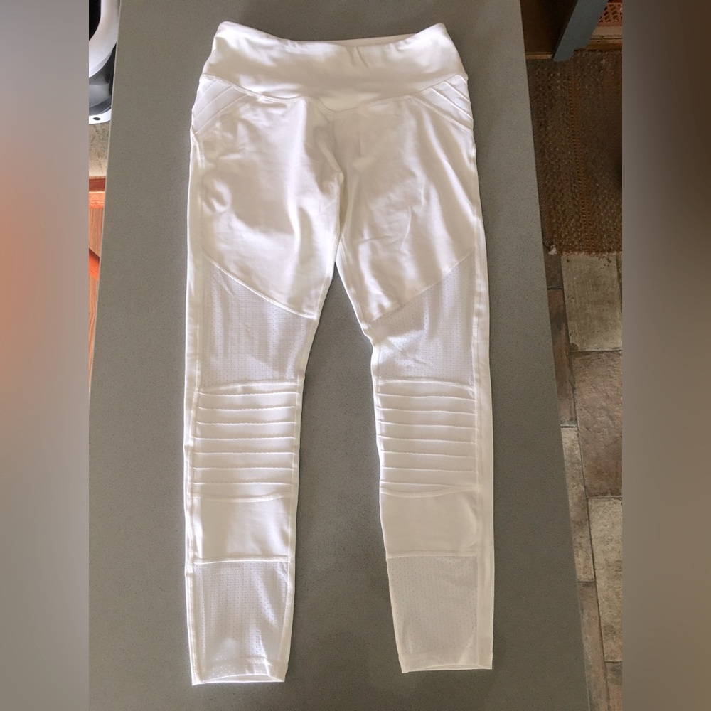 Born Primitive White Leggings